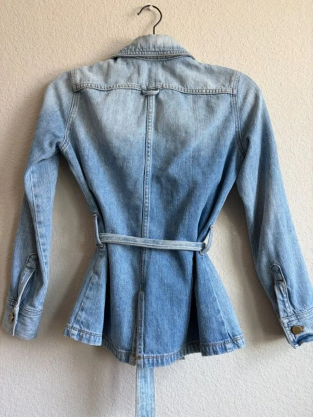 Frame Rangley Denim Beltled Jacket Light Wash Size XS 100% Cotton USA Utility